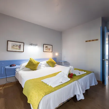 El Paseo Апартаменти *